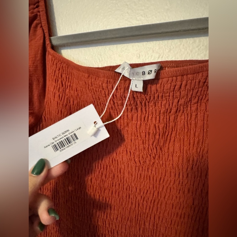 NEW Baltic Born Alana Smocked Midi Dress Clay Orange Size Large NWT SEE PHOTOS - Picture 5 of 9